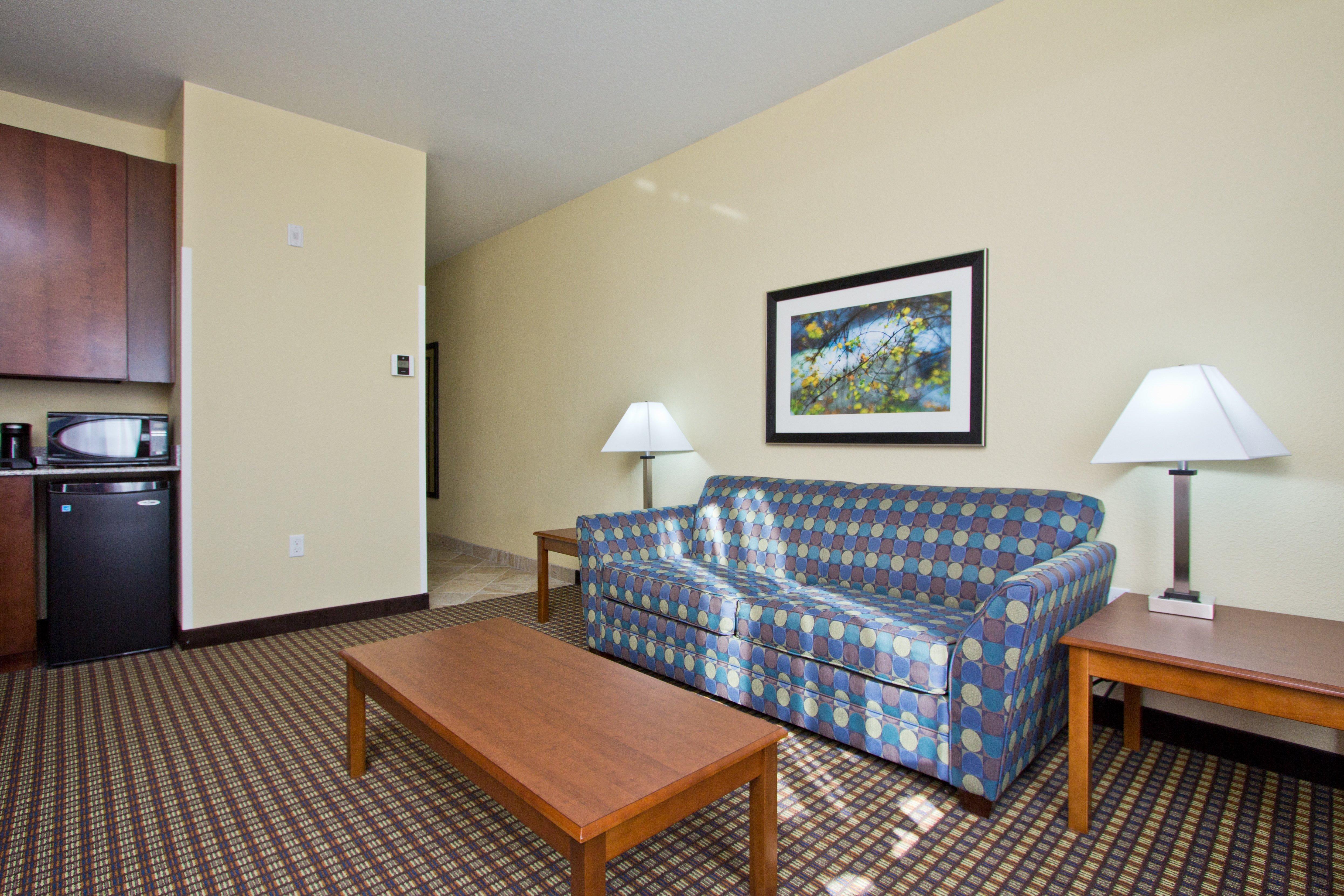 Holiday Inn Express And Suites Denver East Peoria Street By Ihg Exterior photo