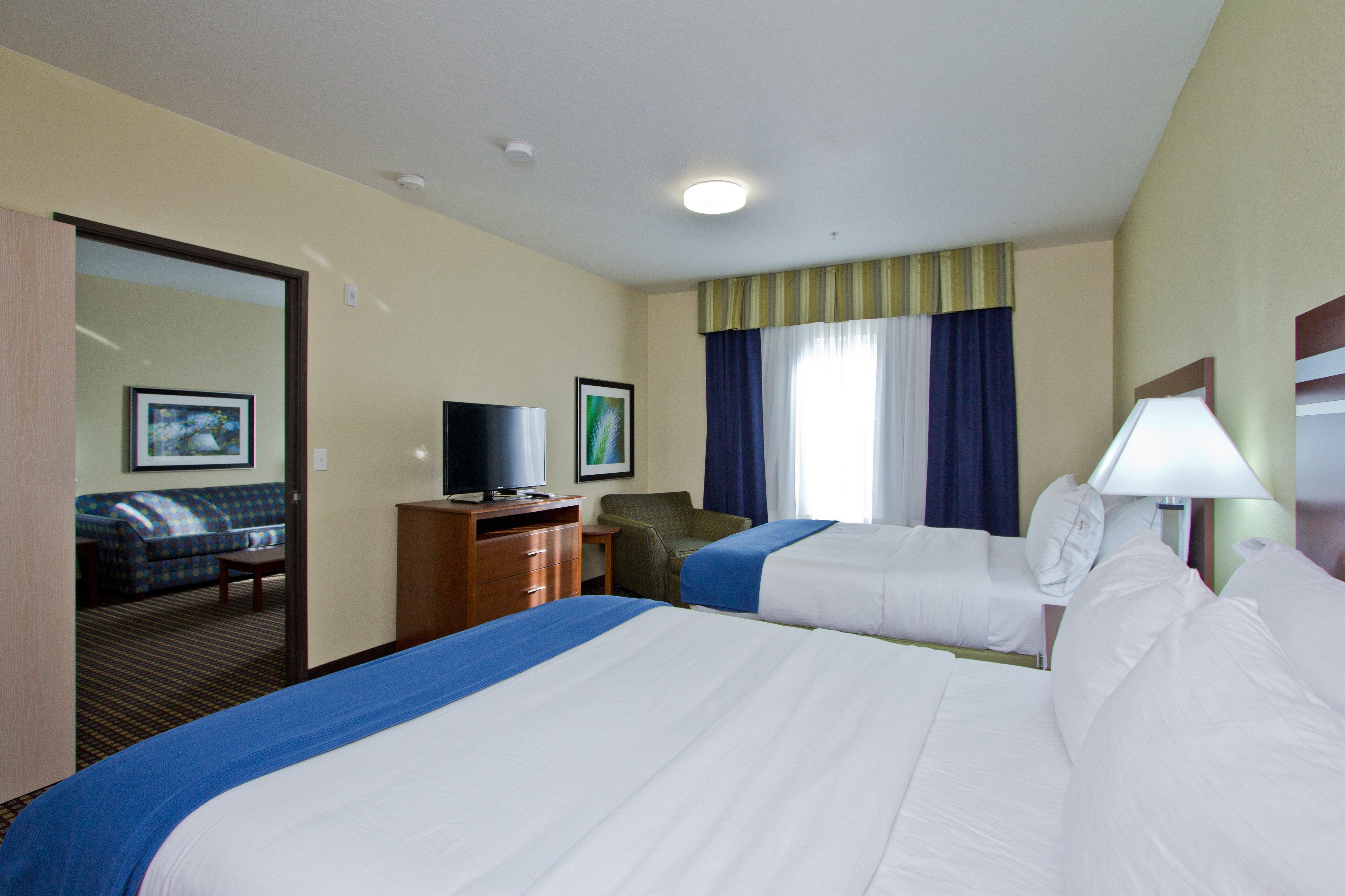 Holiday Inn Express And Suites Denver East Peoria Street By Ihg Exterior photo