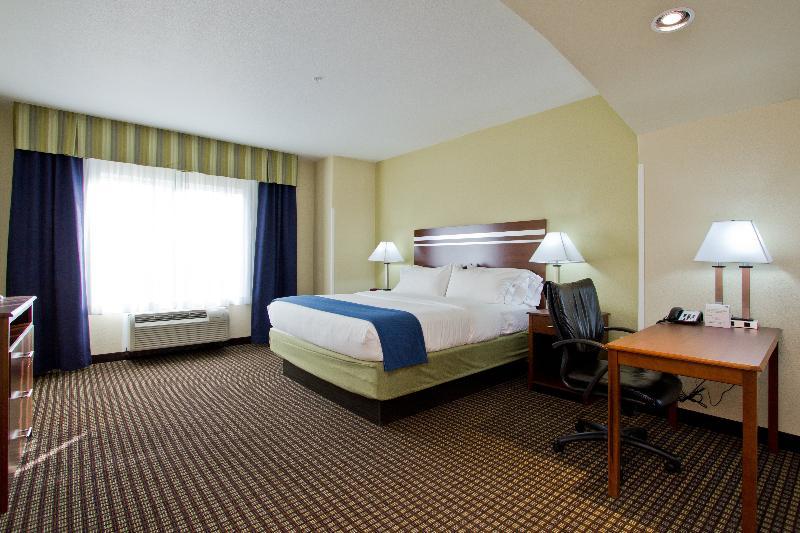 Holiday Inn Express And Suites Denver East Peoria Street By Ihg Exterior photo
